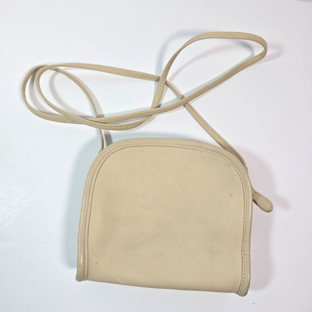 Vintage Coach 9017 Cream Leather Crossbody Shoulder Bag USA Classic Costa Rica